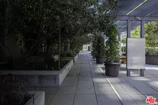 1111 S Grand Ave, Los Angeles, CA 90015 - Photo 27