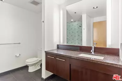1111 S Grand Ave #716, Los Angeles, CA 90015 - Photo 7