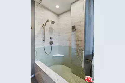 2882 Belden Dr, Los Angeles, CA 90068 - Photo 23