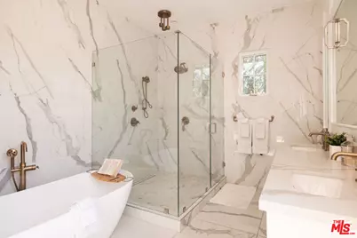 531 N Stanley Ave, Los Angeles, CA 90036 - Photo 33