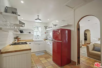 7332 Birdview Ave, Malibu, CA 90265 - Photo 25