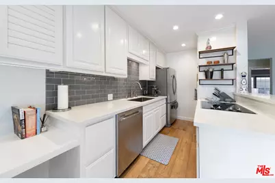 631 Bay St, Santa Monica, CA 90405 - Photo 11