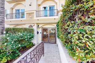 118 S Clark Dr, West Hollywood, CA 90048 - Photo 1