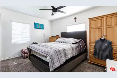 9995 Redwood Ave, Fontana, CA 92335 - Photo 17