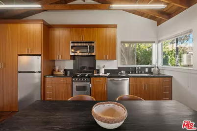 4135 Lafayette Pl, Culver City, CA 90232 - Photo 45