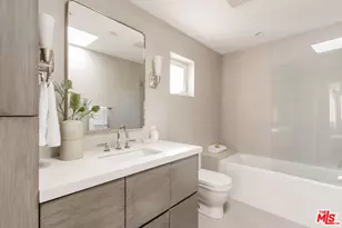 8940 Ashcroft Ave, West Hollywood, CA 90048 - Photo 21