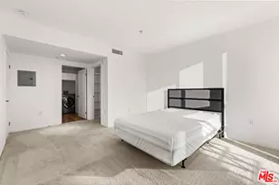 267 S San Pedro St, Los Angeles, CA 90012 - Photo 21