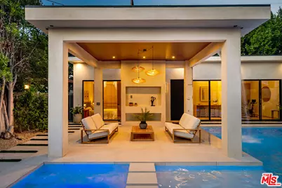 12307 Collins St, Valley Village, CA 91607 - Photo 17