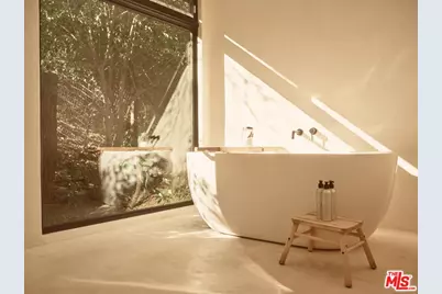 21960 Cereza Way, Topanga, CA 90290 - Photo 15