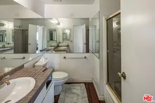 1131 Alta Loma Rd, West Hollywood, CA 90069 - Photo 17