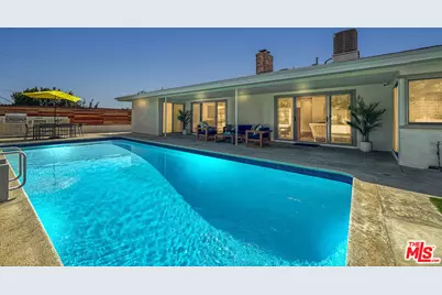 5810 S Halm Ave, Los Angeles, CA 90056 - Photo 33