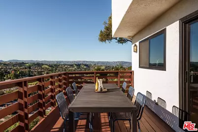 4249 Torreon Dr, Woodland Hills, CA 91364 - Photo 15