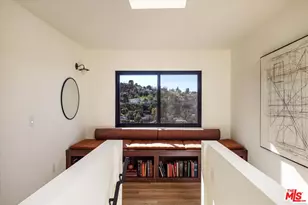 4249 Torreon Dr, Woodland Hills, CA 91364 - Photo 27