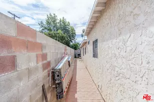 14646 Kittridge St, Van Nuys, CA 91405 - Photo 19