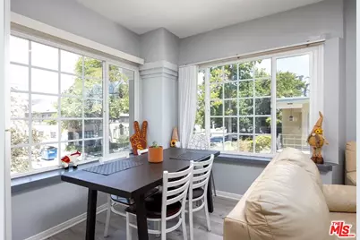 1220 W 27th St, Los Angeles, CA 90007 - Photo 7