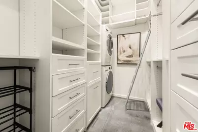 630 Rose Ave #5, Venice, CA 90291 - Photo 17