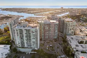 13700 Marina Pointe Dr, Marina del Rey, CA 90292 - Photo 31