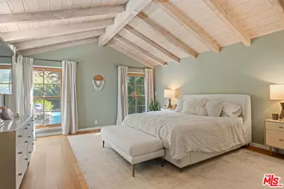 1853 Nichols Canyon Rd, Los Angeles, CA 90046 - Photo 17