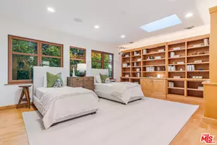 2232 NW Stradella Rd, Los Angeles, CA 90077 - Photo 23