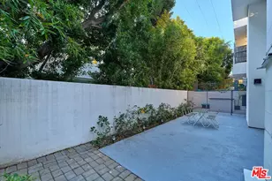 829 N Martel Ave, Los Angeles, CA 90046 - Photo 21