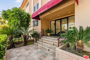 1121 N Olive Dr, West Hollywood, CA 90069 - Photo 29