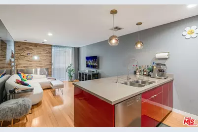 750 N Kings Rd #225, West Hollywood, CA 90069 - Photo 3