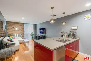 750 N Kings Rd, West Hollywood, CA 90069 - Photo 3