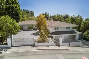 9626 Highridge Dr, Beverly Hills, CA 90210 - Photo 1