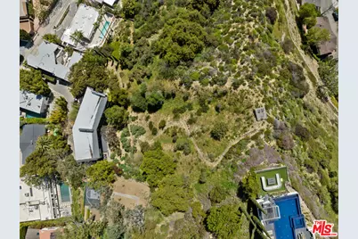 2207 Bowmont Dr, Beverly Hills, CA 90210 - Photo 69