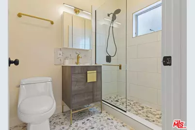 621 Rose Ave #A, Venice, CA 90291 - Photo 13