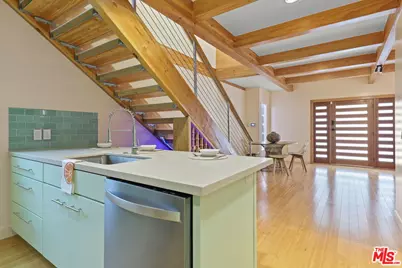 621 Rose Ave #A, Venice, CA 90291 - Photo 7
