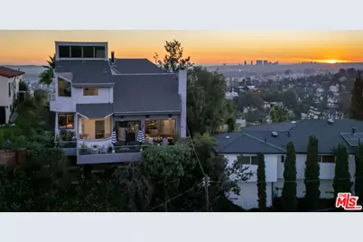 5682 Spreading Oak Dr, Los Angeles, CA 90068 - Photo 57