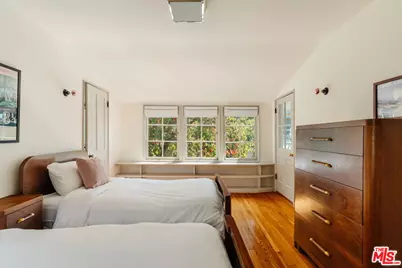 6740 Milner Rd, Los Angeles, CA 90068 - Photo 37