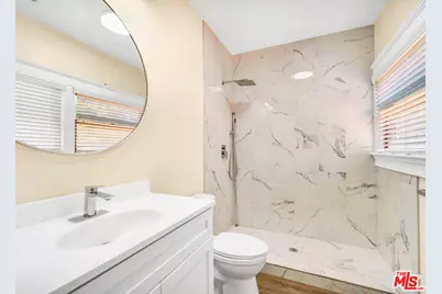 1142 W 25th St, Los Angeles, CA 90007 - Photo 11