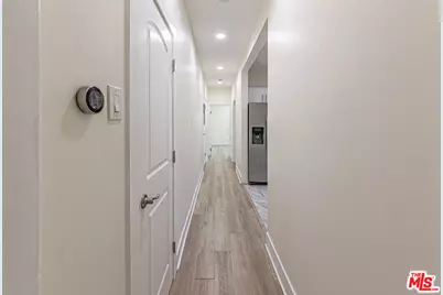 801 N Alexandria Ave, Los Angeles, CA 90029 - Photo 25