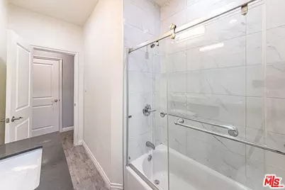 801 N Alexandria Ave, Los Angeles, CA 90029 - Photo 53