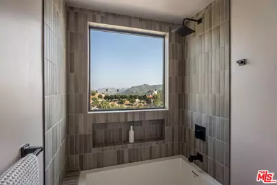 4691 Glenalbyn Dr, Los Angeles, CA 90065 - Photo 15