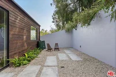 4691 Glenalbyn Dr, Los Angeles, CA 90065 - Photo 35
