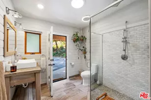 24537 Dry Canyon Cold Creek Rd, Calabasas, CA 91302 - Photo 17