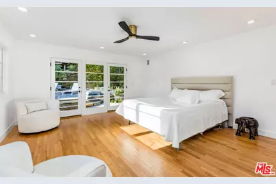 341 Surfview Dr, Pacific Palisades, CA 90272 - Photo 27