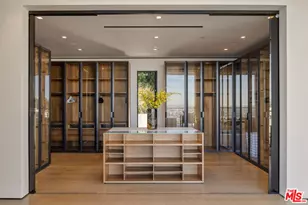 9410 Sierra Mar Pl, Los Angeles, CA 90069 - Photo 11