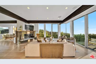 2915 Tuna Canyon Rd, Topanga, CA 90290 - Photo 11