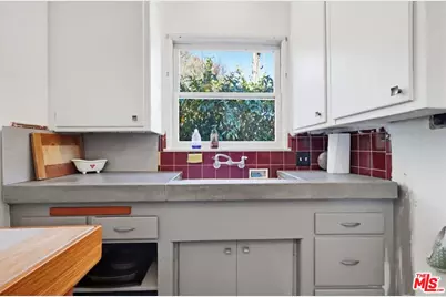1817 W Burbank Blvd, Burbank, CA 91506 - Photo 51