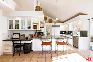 17173 Avenida De Santa Ynez, Pacific Palisades, CA 90272 - Photo 3