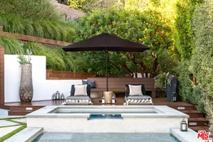 12047 Summit Cir, Beverly Hills, CA 90210 - Photo 27