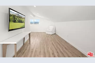 7377 Pyramid Pl, Los Angeles, CA 90046 - Photo 25