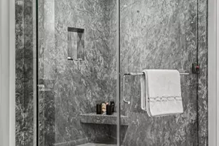 10776 Wilshire Blvd, Los Angeles, CA 90024 - Photo 27