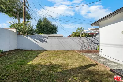801 S Courtney Ave, Fullerton, CA 92833 - Photo 33