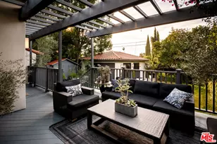 945 S Muirfield Rd, Los Angeles, CA 90019 - Photo 33