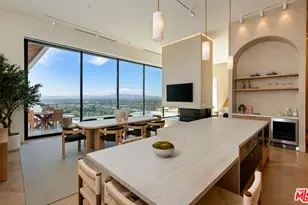 3699 Alta Mesa Dr, Studio City, CA 91604 - Photo 25